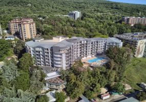 Почивка в хотел ЛУНА 4*, ЗЛАТНИ ПЯСЪЦИ - ЛУНА ****